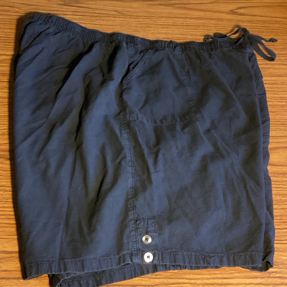 Karen Scott Black Athletic Shorts